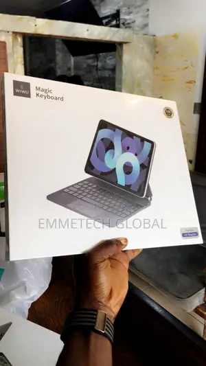 Magic Keyboard for iPad 13 Pro (M4/M5)