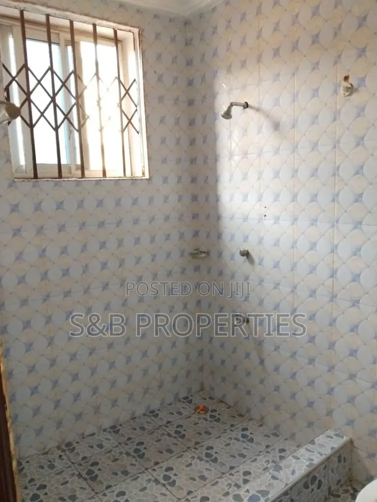 1bdrm Apartment in Kwabenya for rent