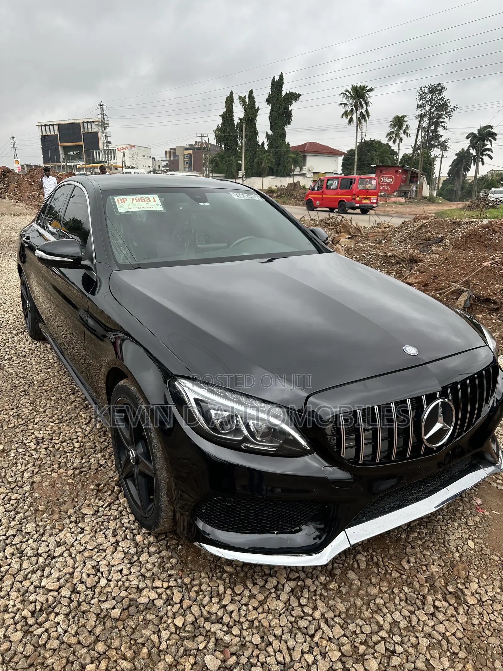 Mercedes-Benz C300 Base AWD 4Matic Sedan (2.0L 4cyl 7A) 2015 Black