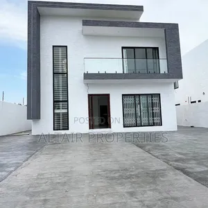 4bdrm House in Sakumono, Accra Metropolitan for sale