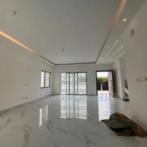 4bdrm House in Sakumono, Accra Metropolitan for sale