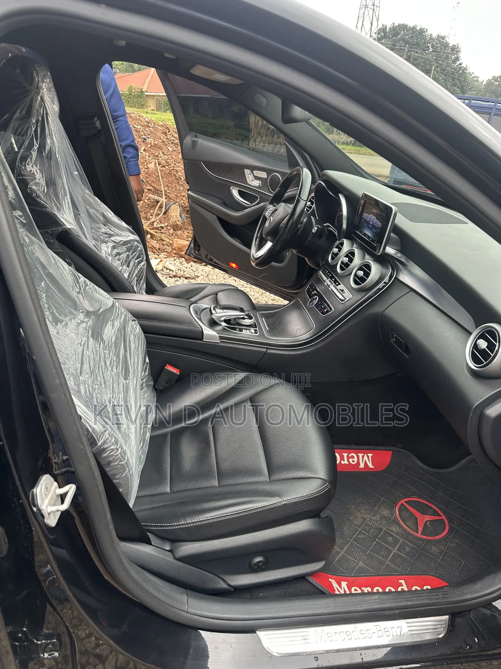 Mercedes-Benz C300 Base AWD 4Matic Sedan (2.0L 4cyl 7A) 2015 Black
