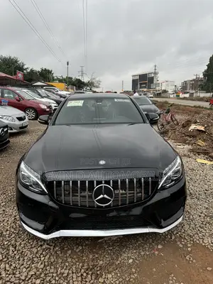 Mercedes-Benz C300 Base AWD 4Matic Sedan (2.0L 4cyl 7A) 2015 Black