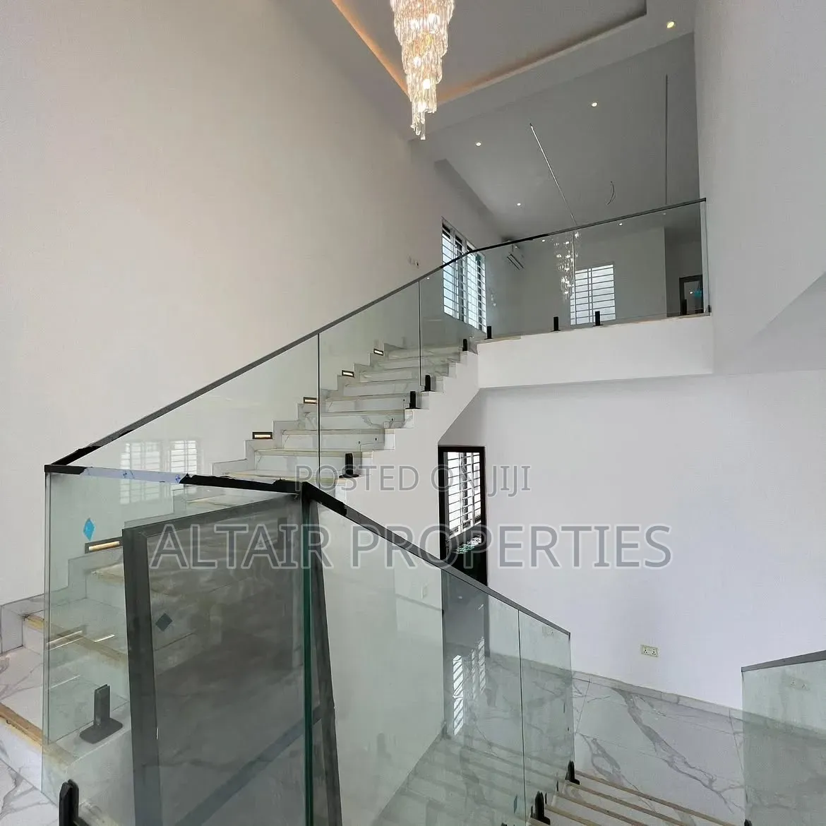 4bdrm House in Sakumono, Accra Metropolitan for sale