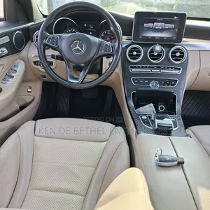 Mercedes-Benz C300 2017 White