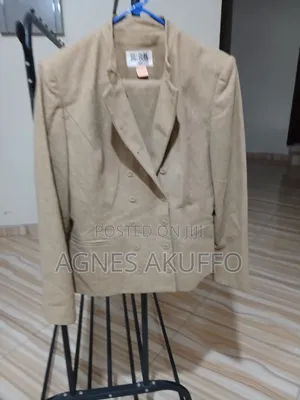 Ladies Skirt Suit