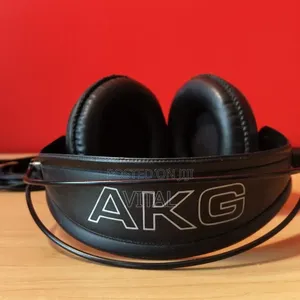 Studio Monitor Akg Df