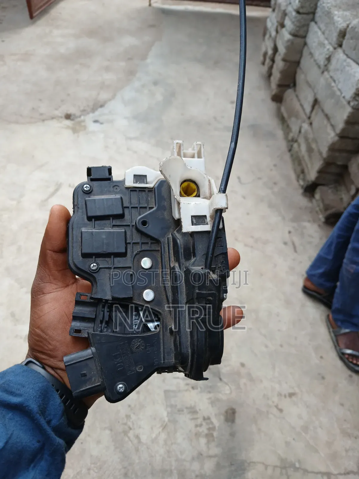 Car Parts Sells and Services