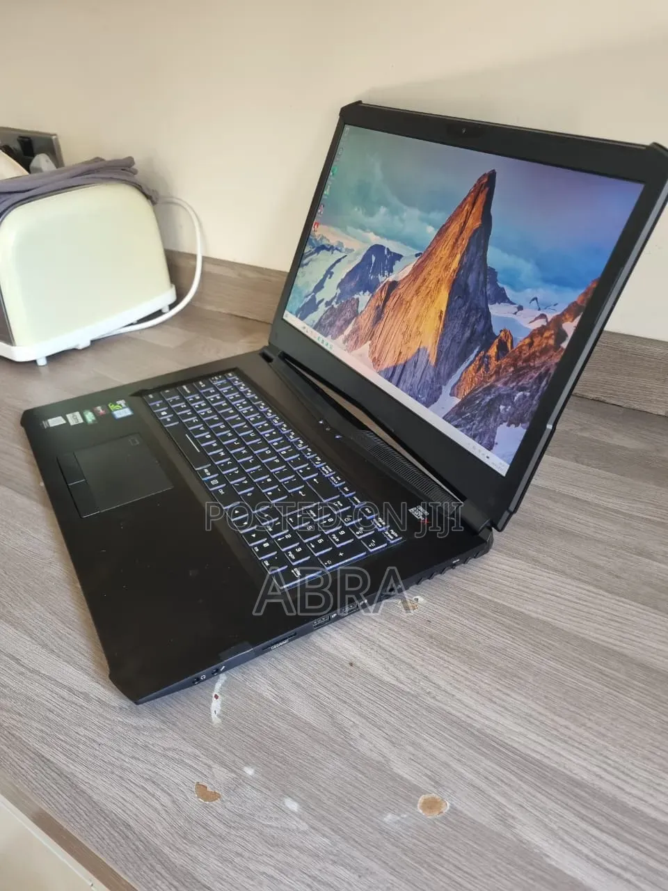 Laptop Clevo P670HS 16GB Intel Core i7 SSD 1T