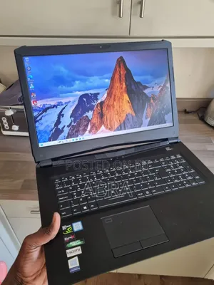 Laptop Clevo P670HS 16GB Intel Core i7 SSD 1T