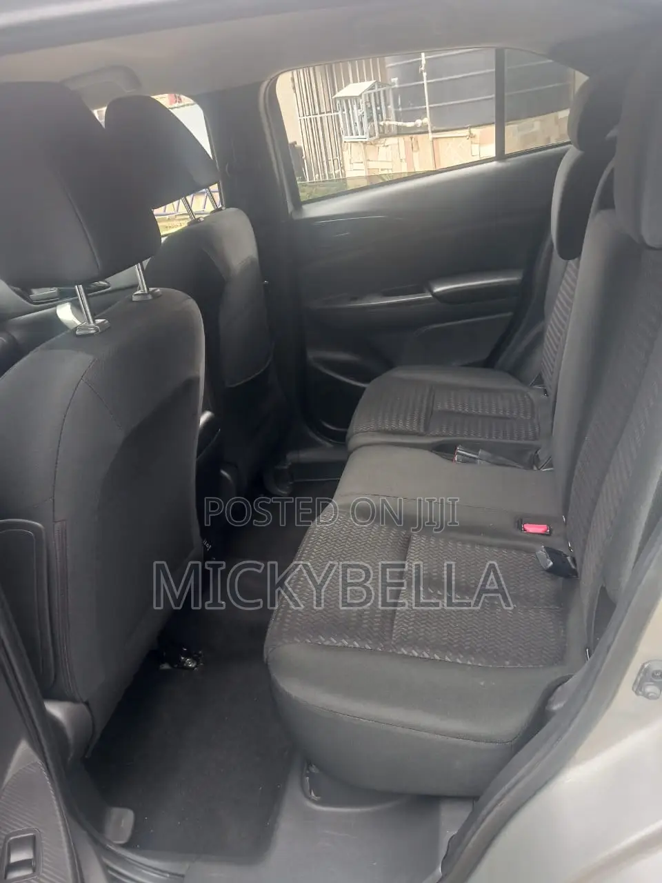 Mitsubishi Eclipse 2019 Gray