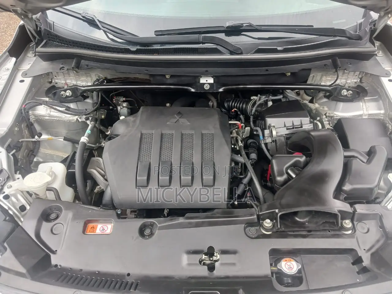 Mitsubishi Eclipse 2019 Gray