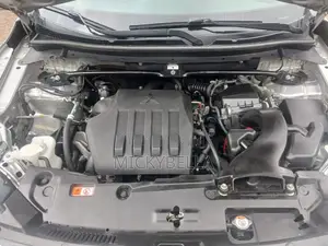 Mitsubishi Eclipse 2019 Gray