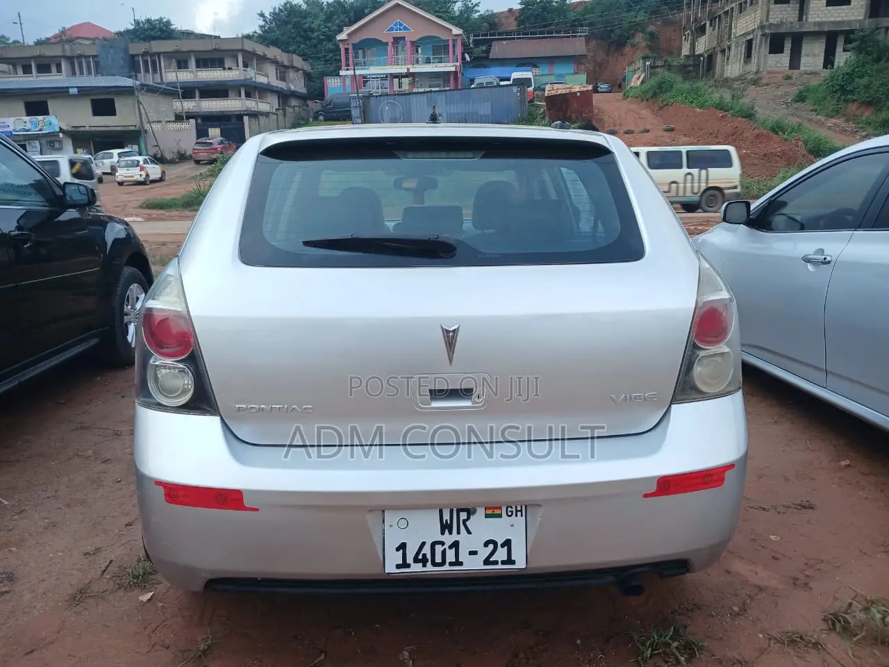 Pontiac Vibe 2010 Silver