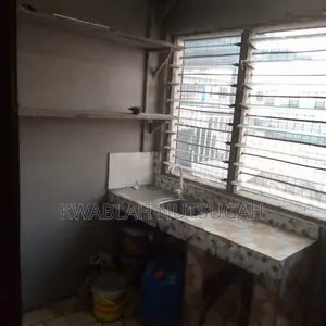 1bdrm House in Buade for rent