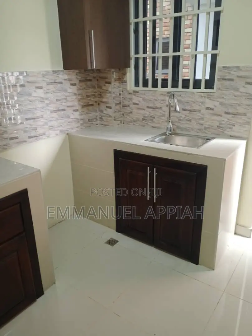 1bdrm Room & Parlour in Ablekuma Odumase, Abelemkpe for rent