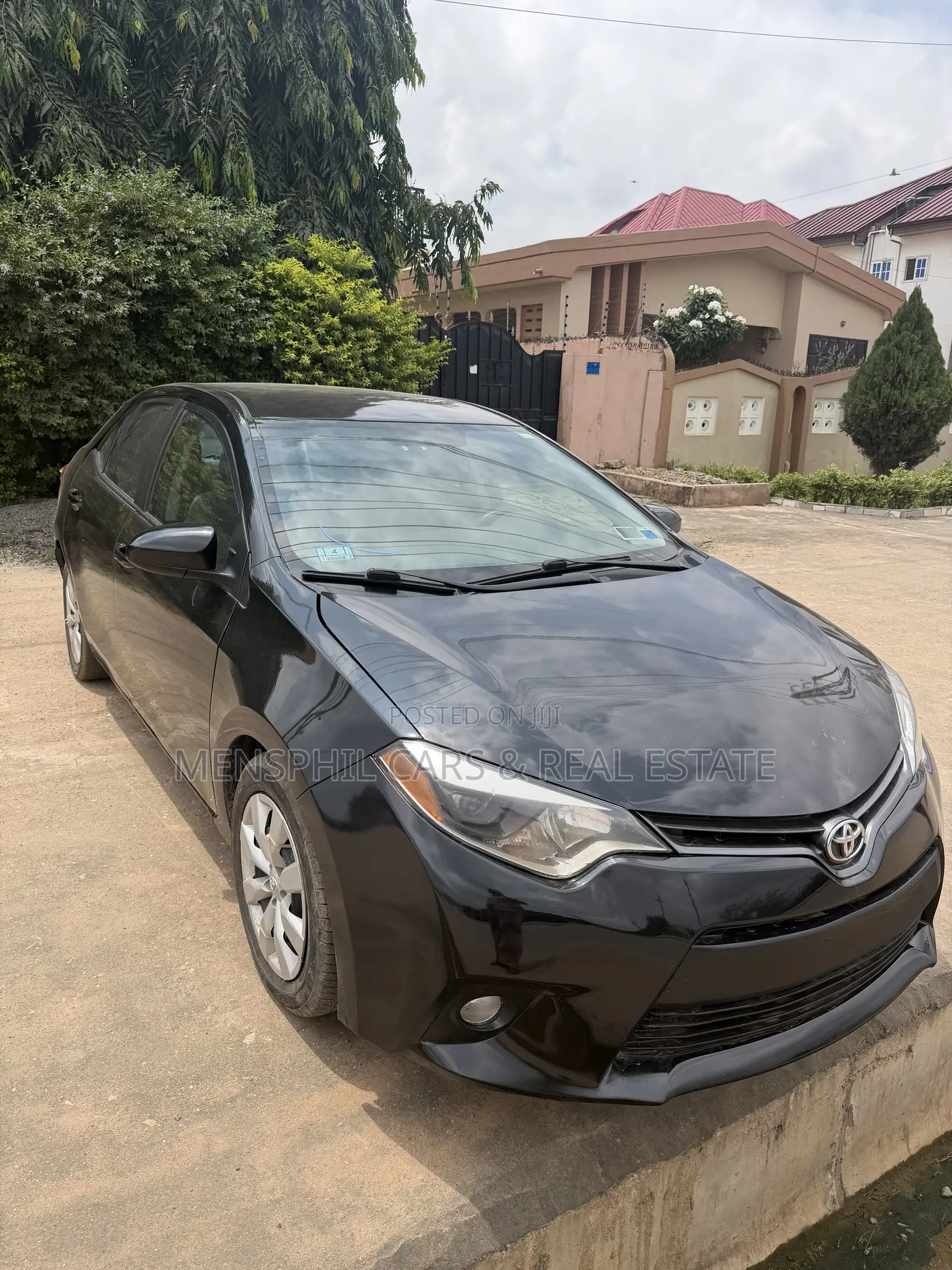 Toyota Corolla 2016 Black