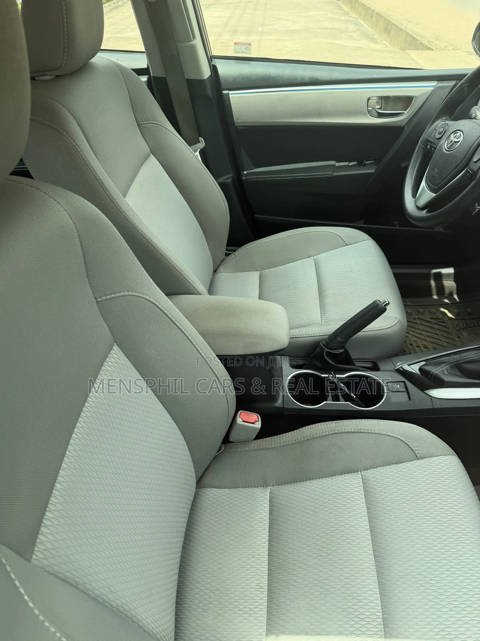 Toyota Corolla 2016 Black