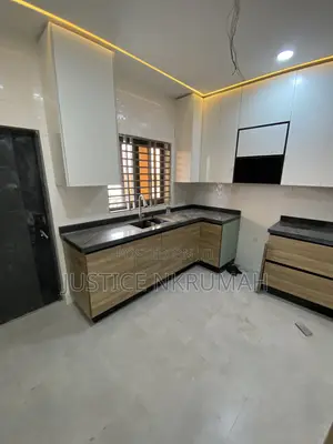 2bdrm Apartment in Pokuase for rent