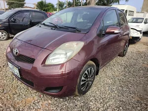 Toyota Vitz 2010 Burgundy