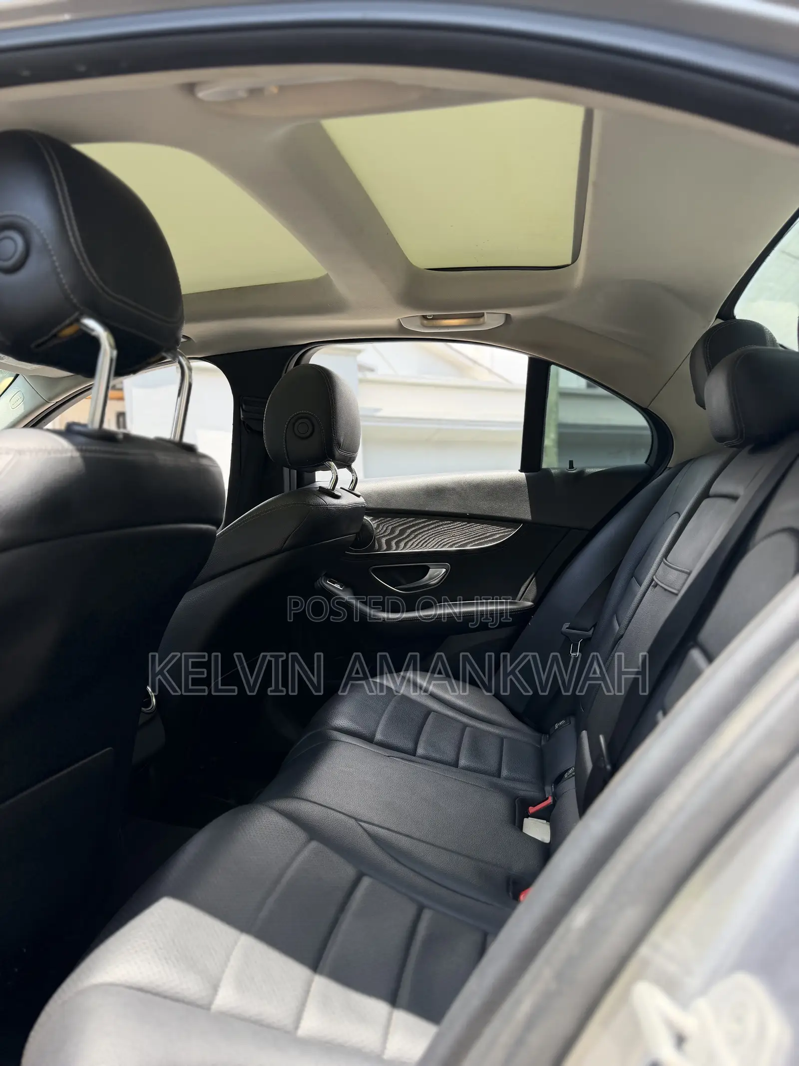 Mercedes-Benz C300 Luxury Sedan RWD (2.0L 4cyl 7A) 2016 Gray