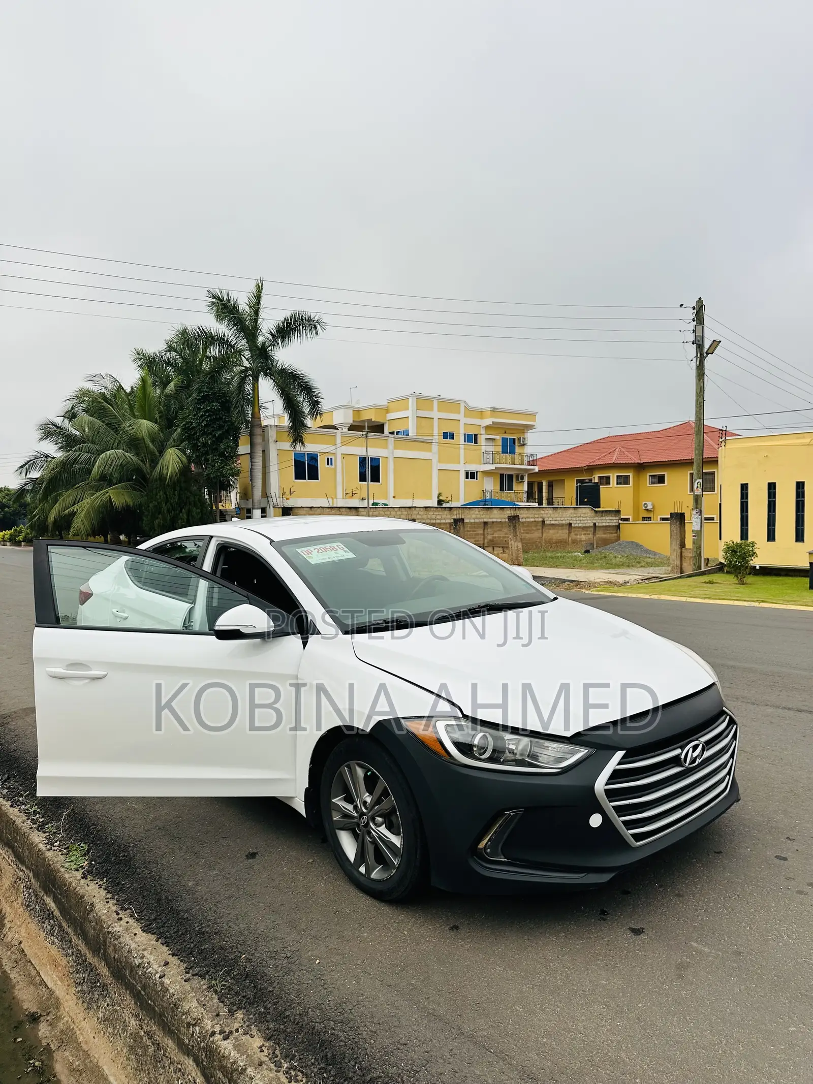Hyundai Elantra Sport Sedan FWD (1.6L 4cyl 6M) 2017 White