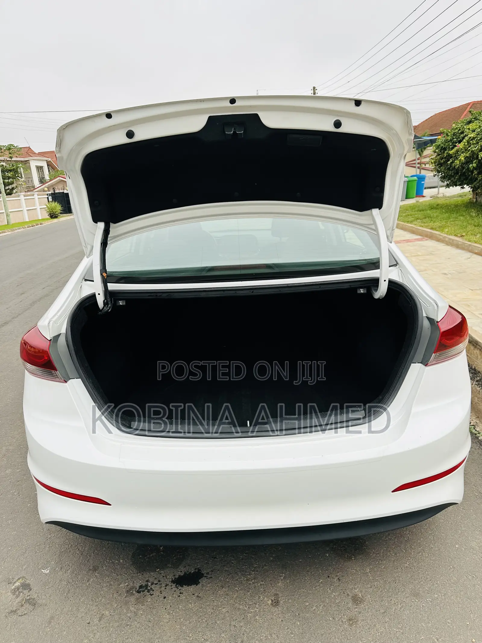 Hyundai Elantra Sport Sedan FWD (1.6L 4cyl 6M) 2017 White