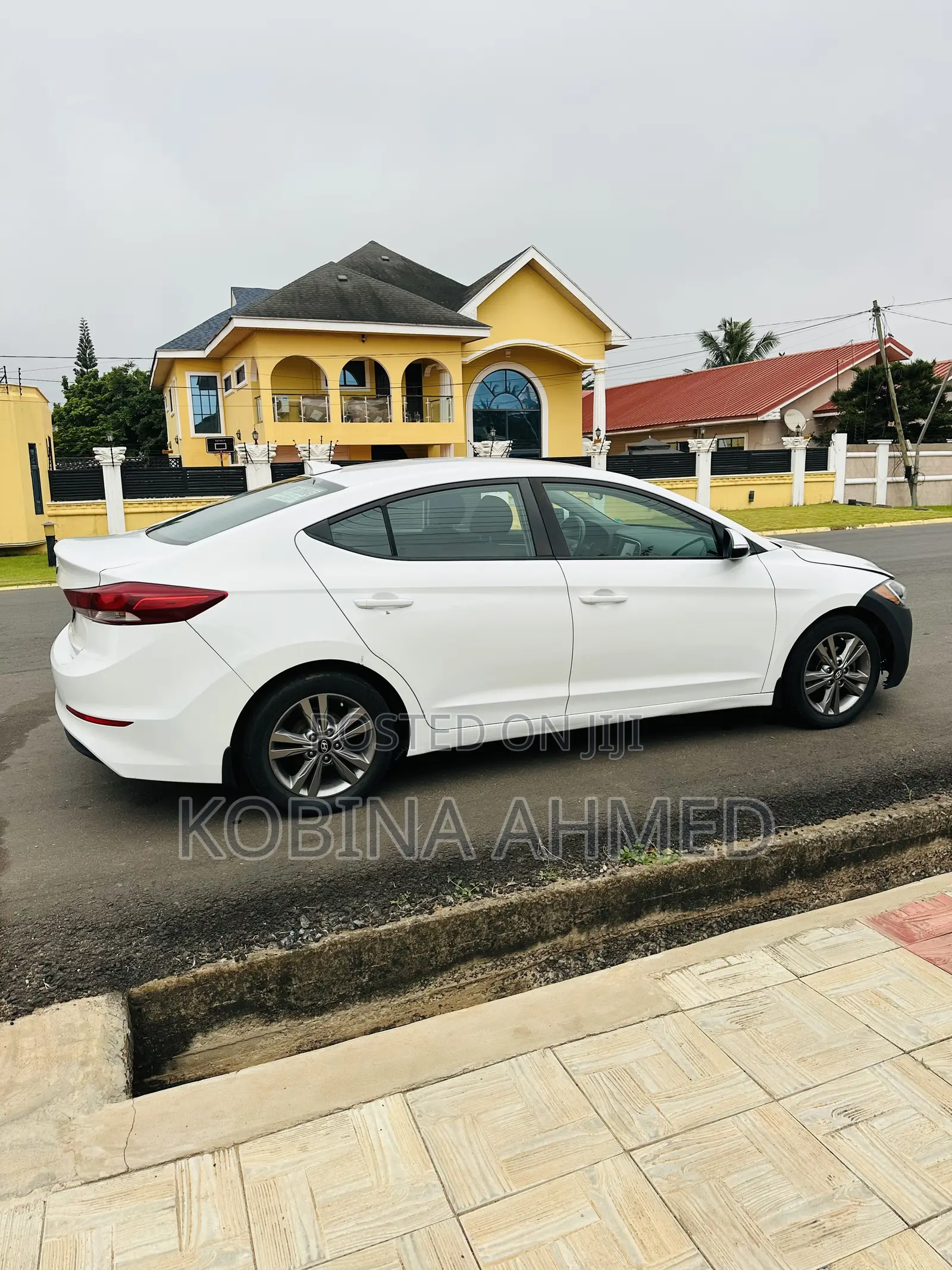 Hyundai Elantra Sport Sedan FWD (1.6L 4cyl 6M) 2017 White