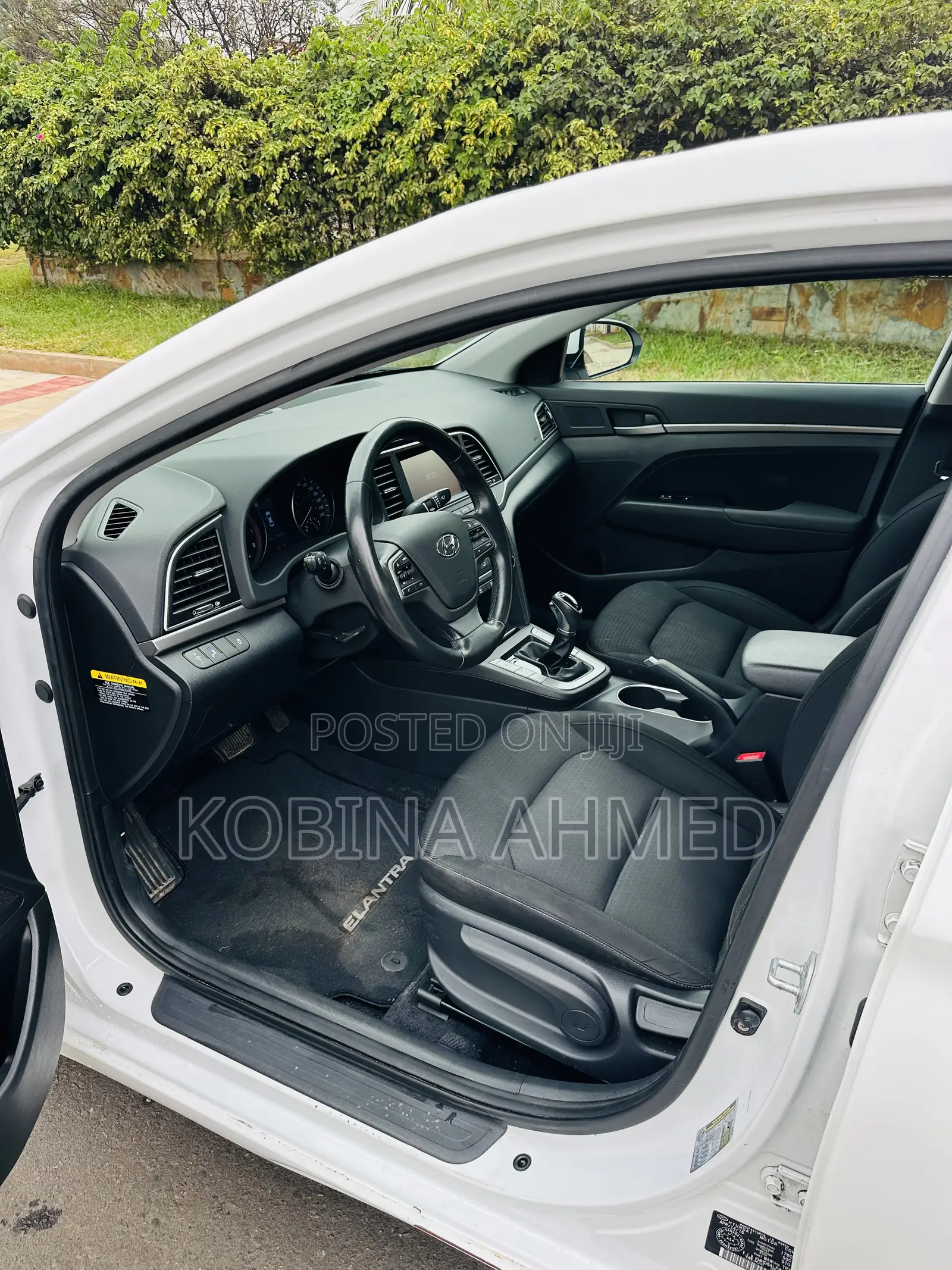Hyundai Elantra Sport Sedan FWD (1.6L 4cyl 6M) 2017 White