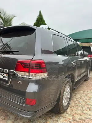Toyota Land Cruiser 4.5 V8 DSL 2013 Gray
