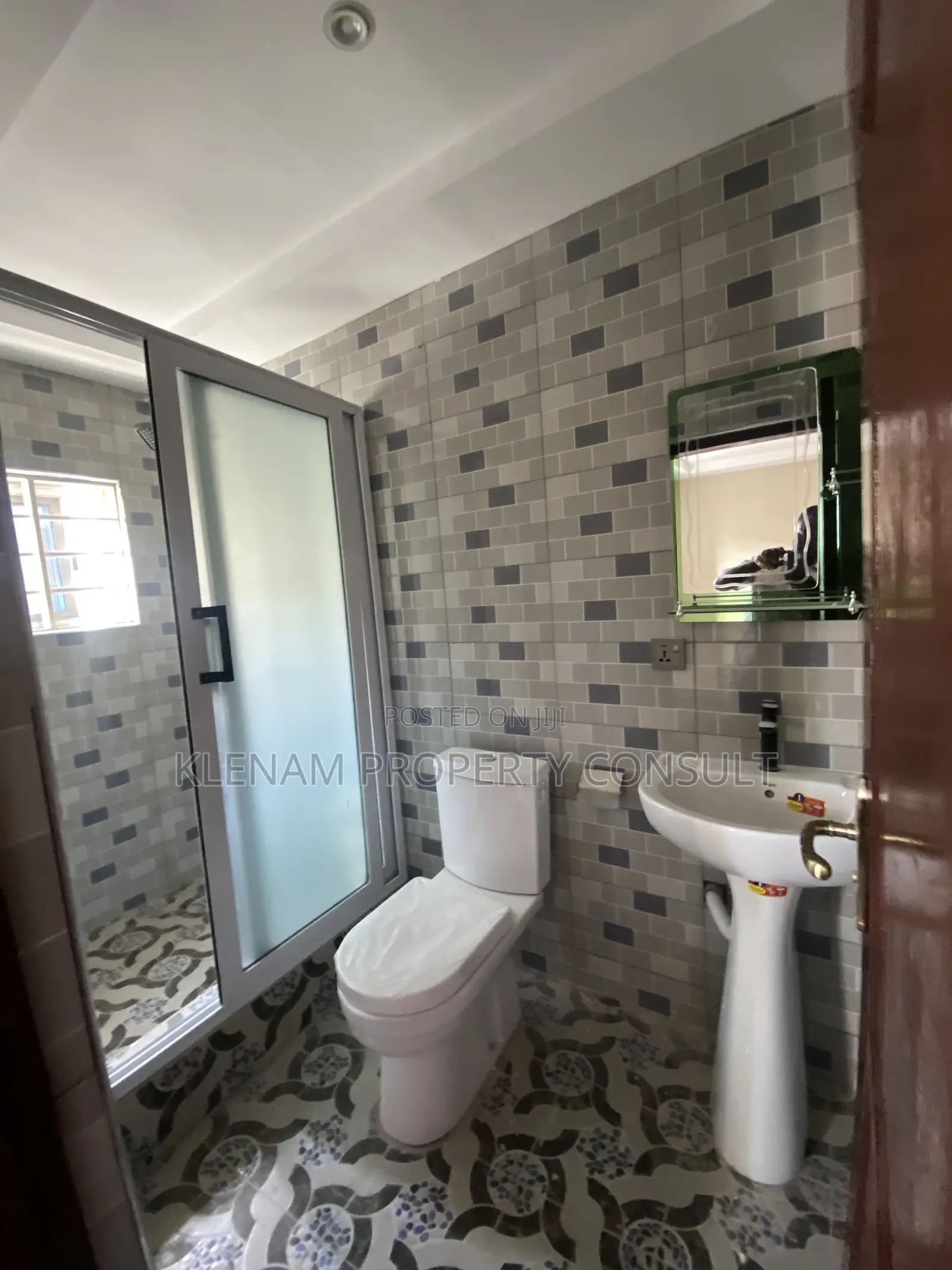 2bdrm Apartment in Zero for rent