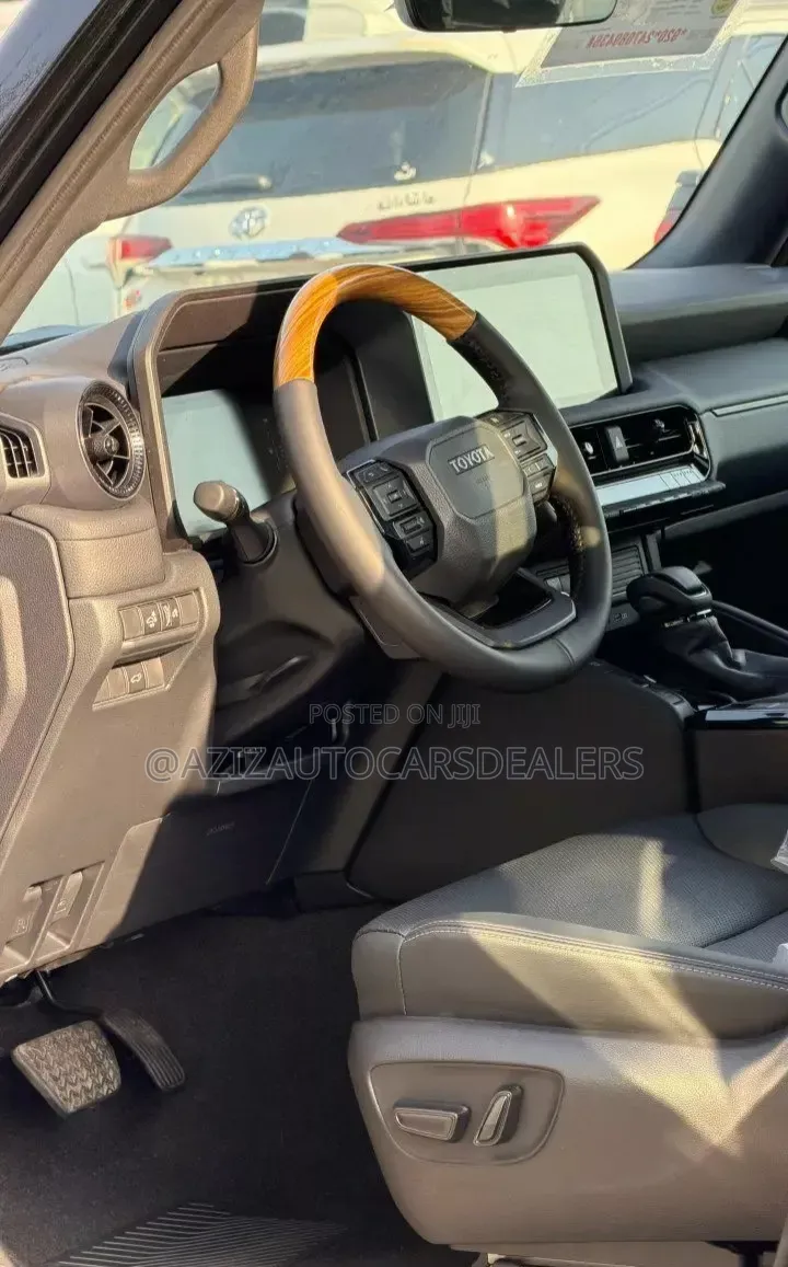 Toyota Land Cruiser Prado 2.8 2025 White