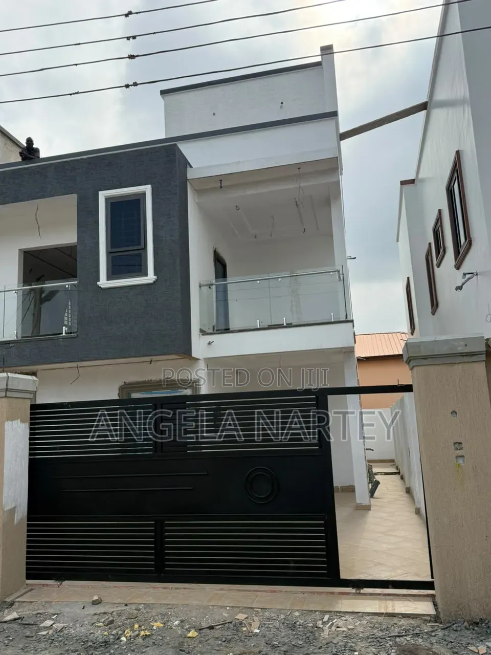 4bdrm House in Sakumono Estates, Accra Metropolitan for sale