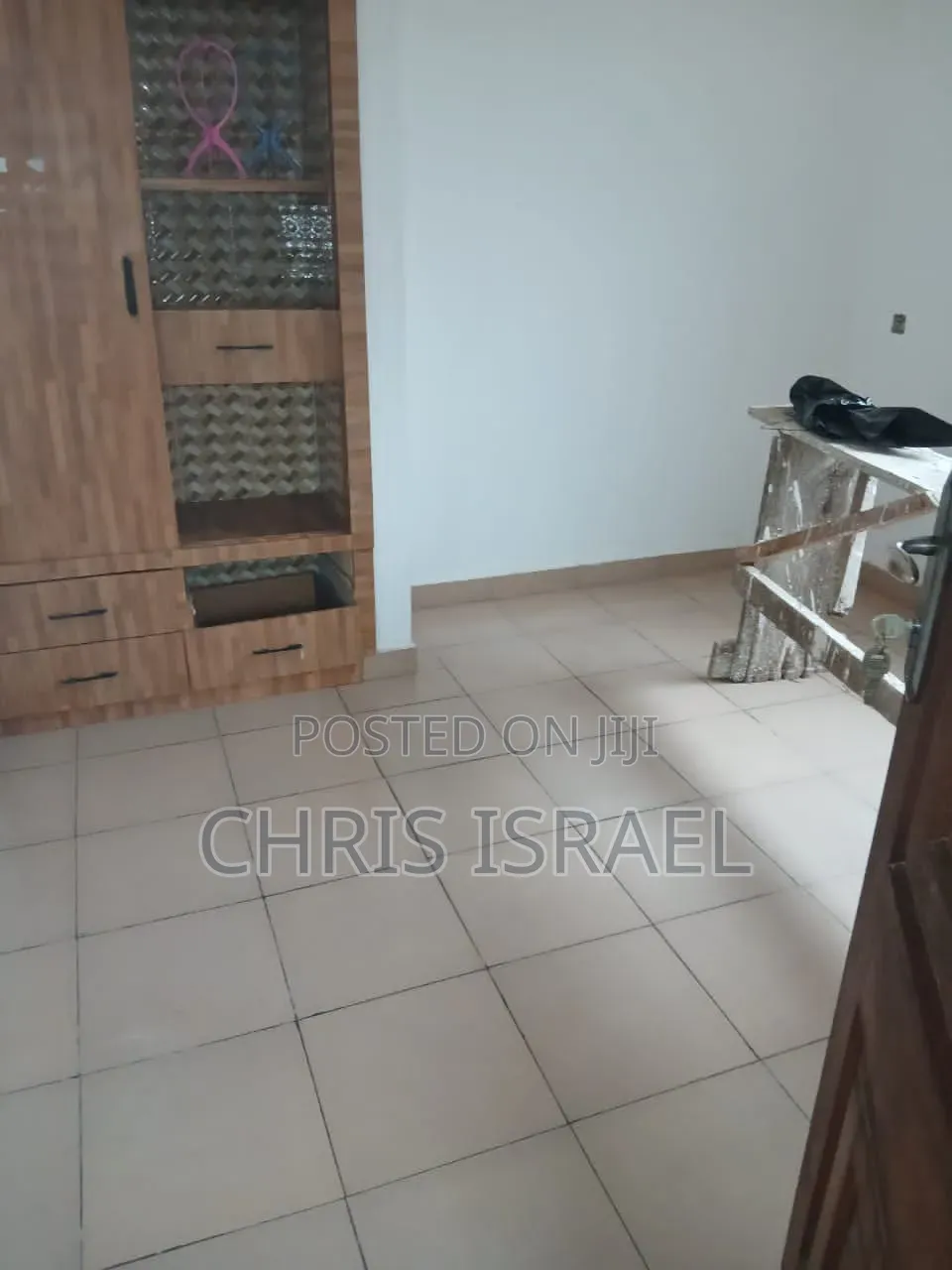 1bdrm Room & Parlour in Malejor School for rent