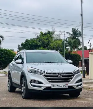 Hyundai Tucson 2016 Silver