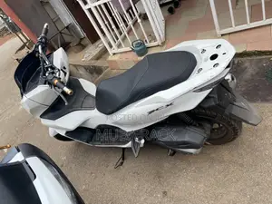 Honda 2021 White