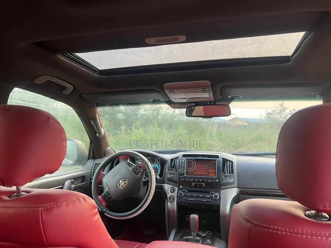 Toyota Land Cruiser 2014 Black