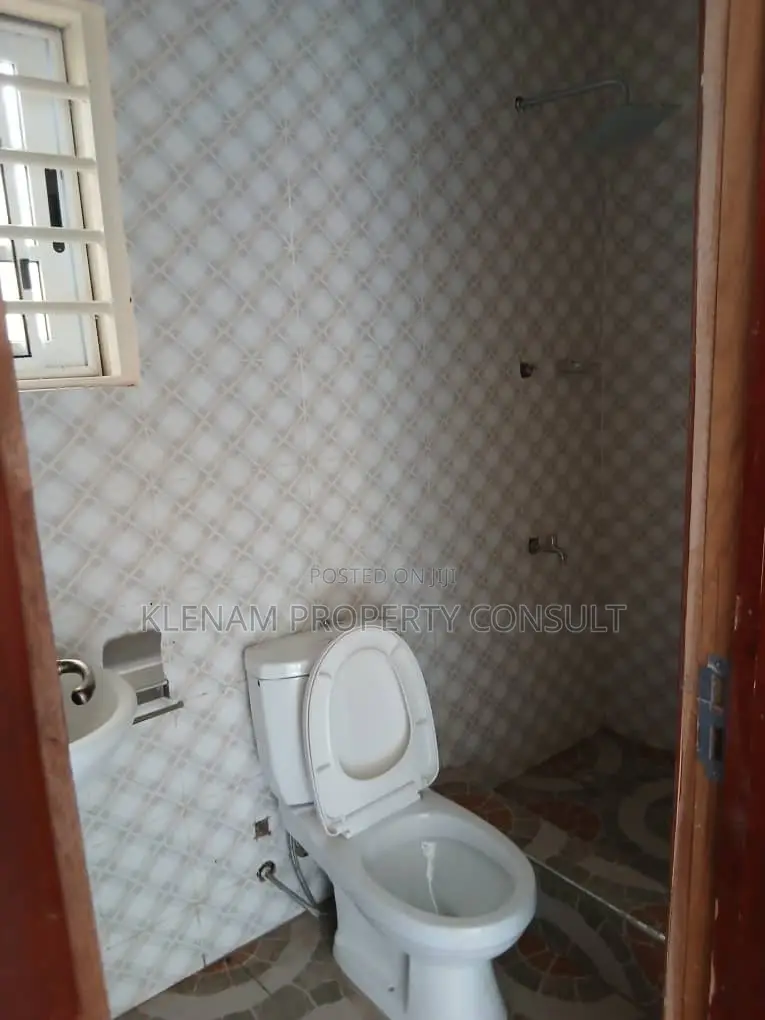 1bdrm Apartment in Zero for rent
