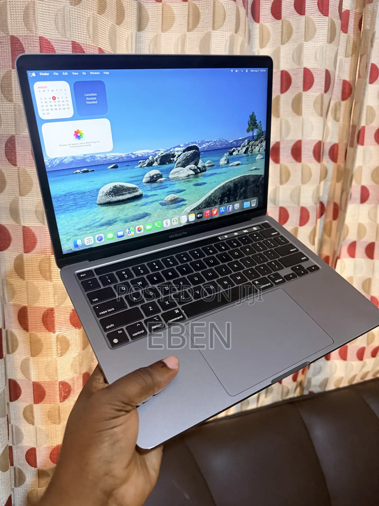 Laptop Apple MacBook Pro 2022 M2 8GB Apple M2 SSD 256GB