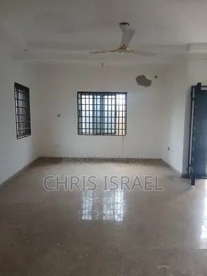 3bdrm Bungalow in Oyibi Benarpat, Police Station for rent