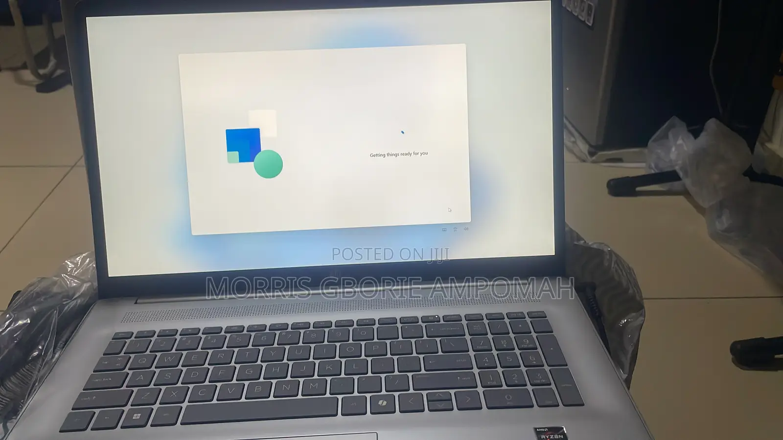 New Laptop HP 8GB AMD Ryzen 5 SSD 500GB