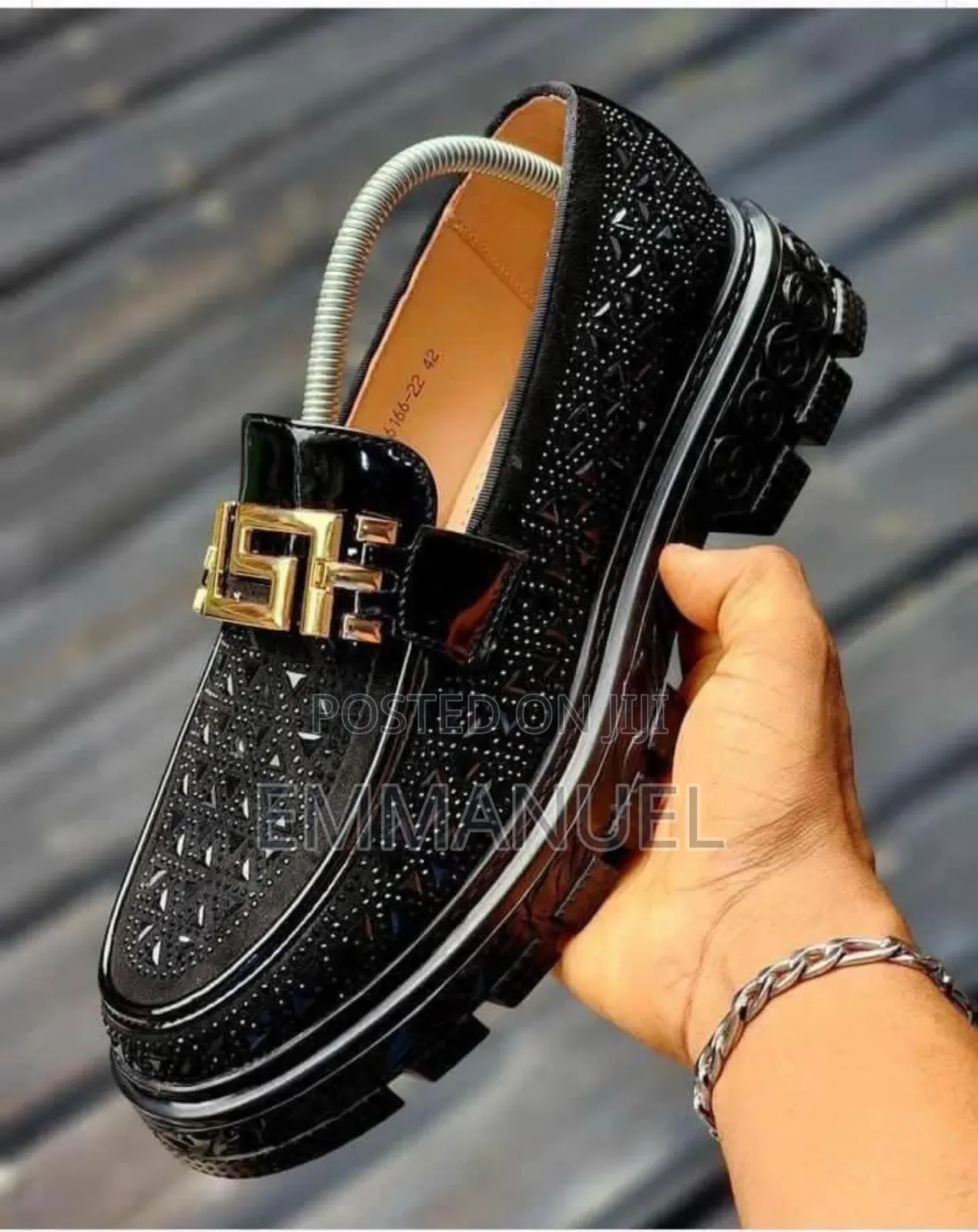 Classic Louis Vuitton Shoes