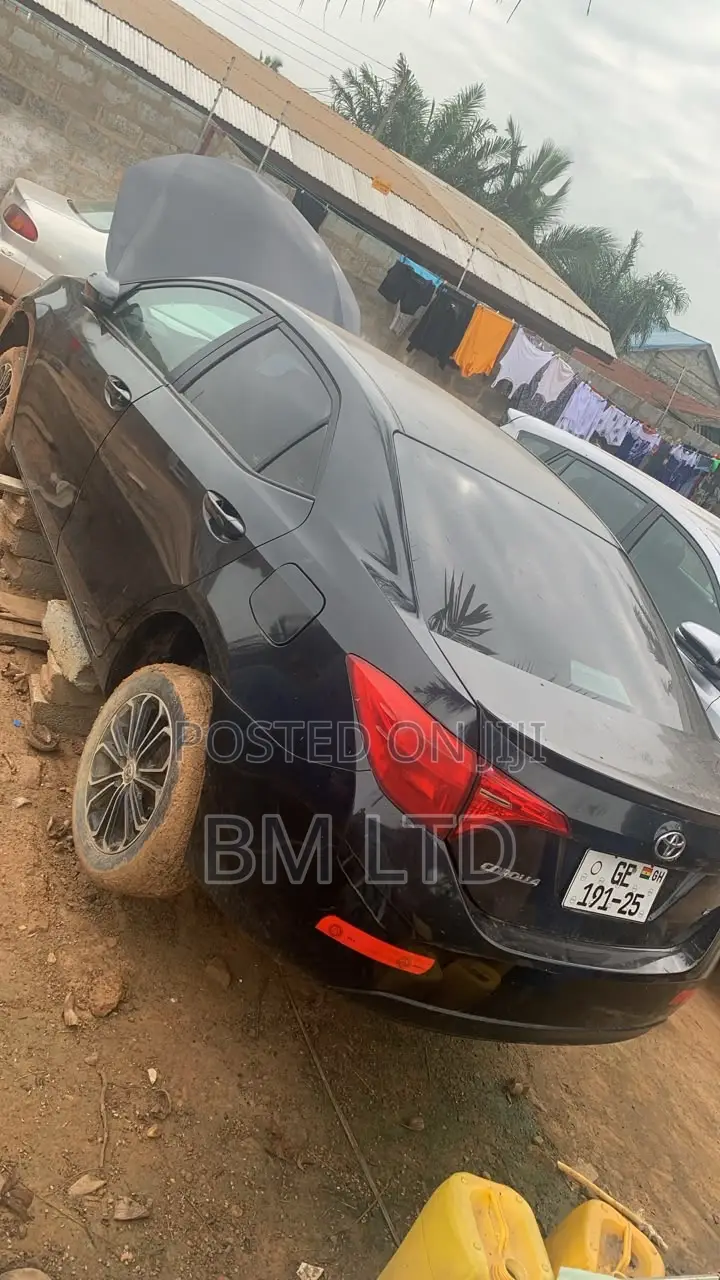 Toyota Corolla 2018 Black