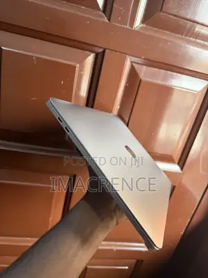 Laptop Apple MacBook Pro 2020 16GB Intel Core i5 SSD 1T