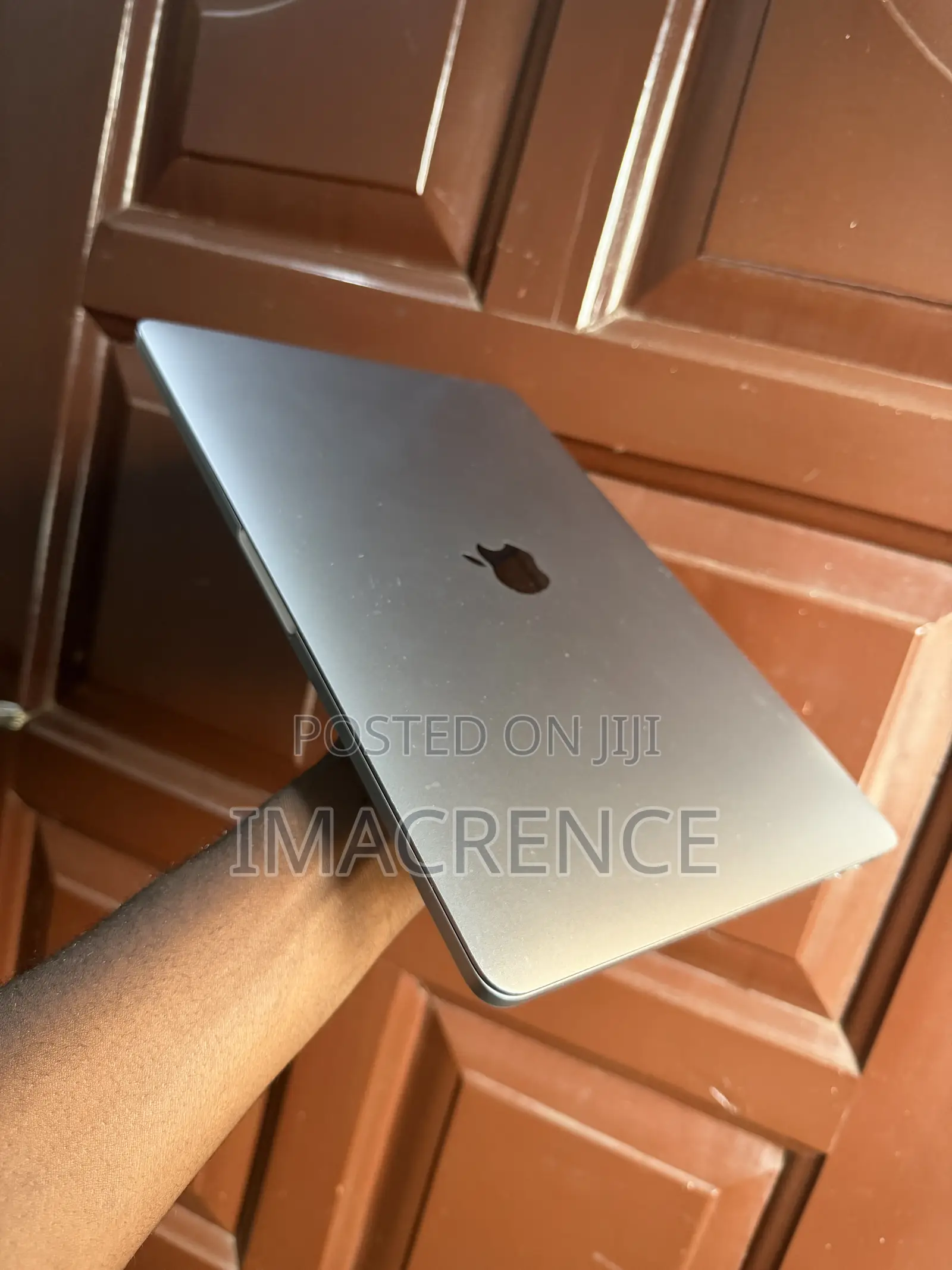 Laptop Apple MacBook Pro 2020 16GB Intel Core i5 SSD 1T