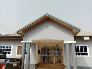 3bdrm House in Kasoa, Gomoa West for sale