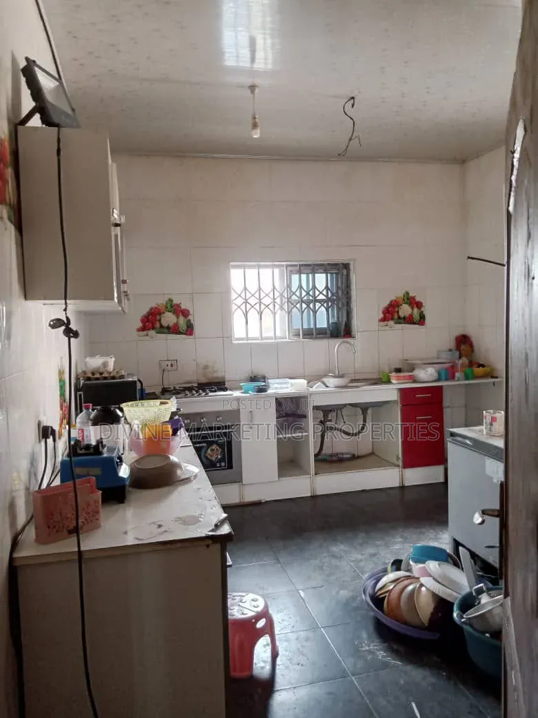 3bdrm House in Kasoa, Gomoa West for sale