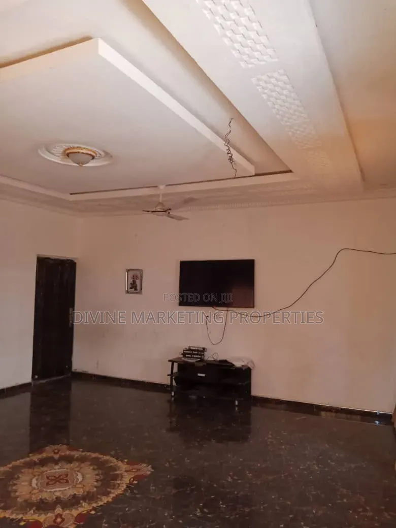 3bdrm House in Kasoa, Gomoa West for sale