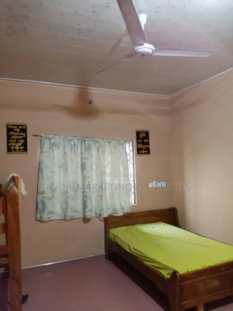 3bdrm House in Kasoa, Gomoa West for sale