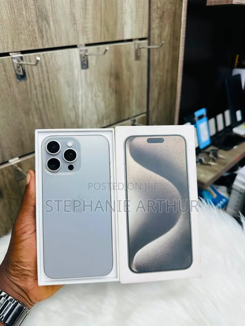 Apple iPhone 15 Pro Max 512 GB Gray